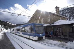 FGC renueva su acuerdo con Renfe para ir a esquiar en tren a La Molina y Núria
